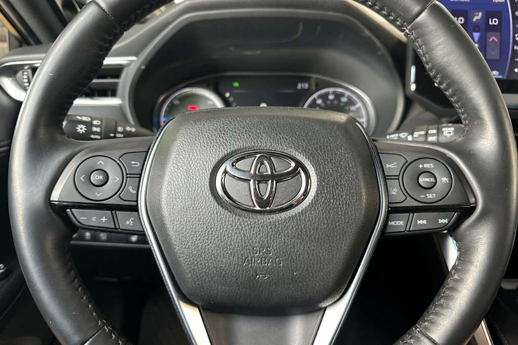 Thumbnail: 2022 Toyota Venza - 28