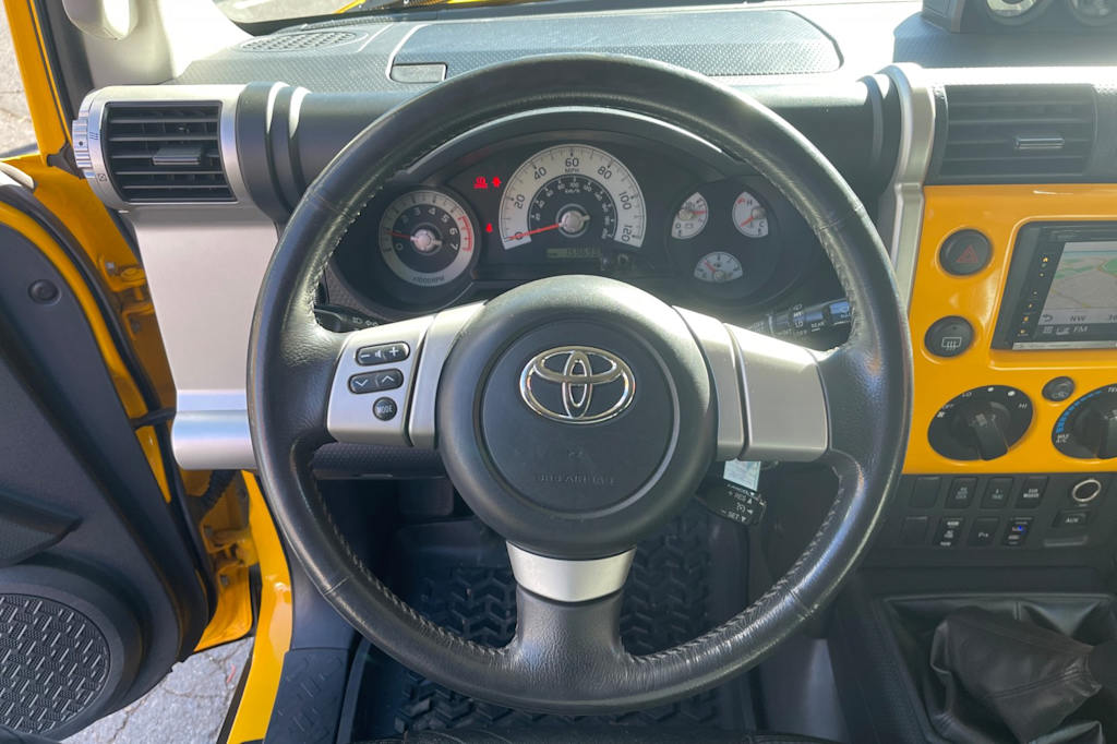 Thumbnail: 2007 Toyota FJ Cruiser - 7