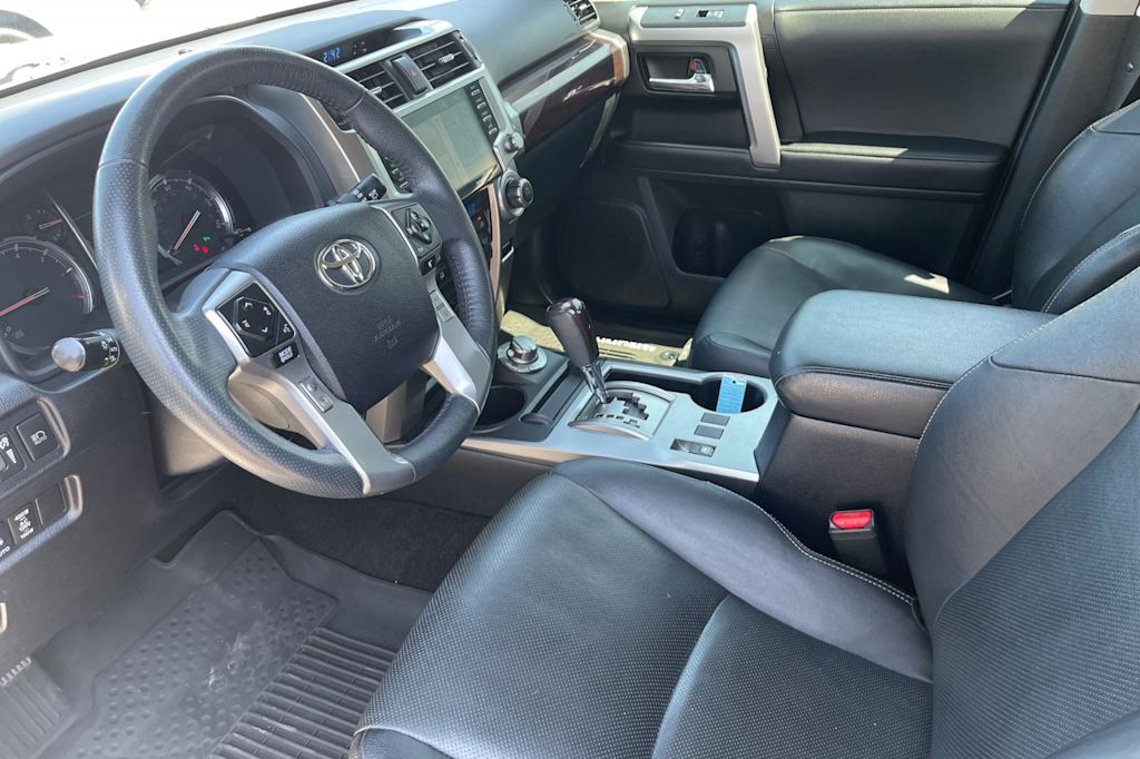 Thumbnail: 2020 Toyota 4Runner - 10