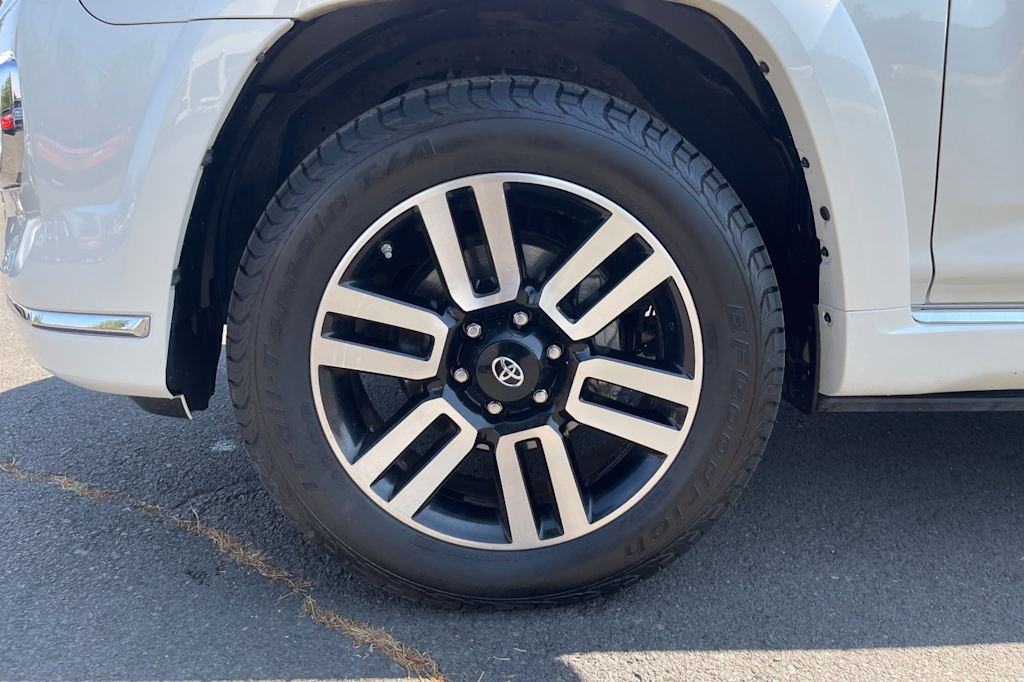 Thumbnail: 2020 Toyota 4Runner - 8