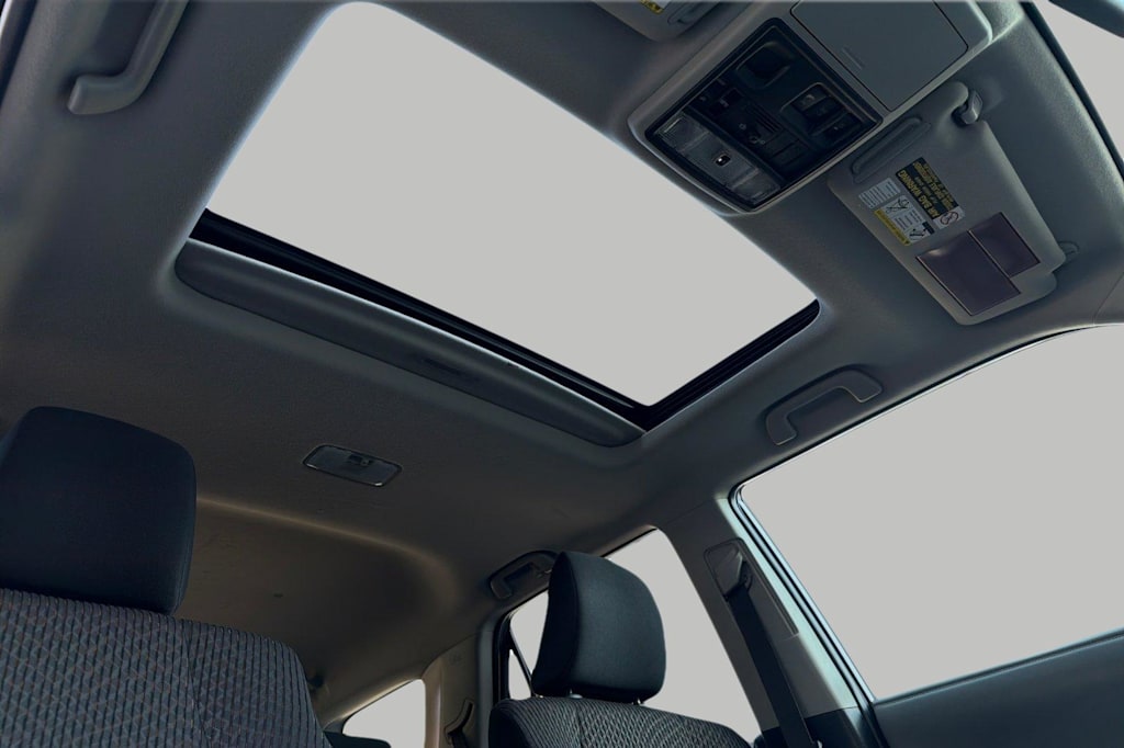 Thumbnail: 2010 Toyota 4Runner - 23