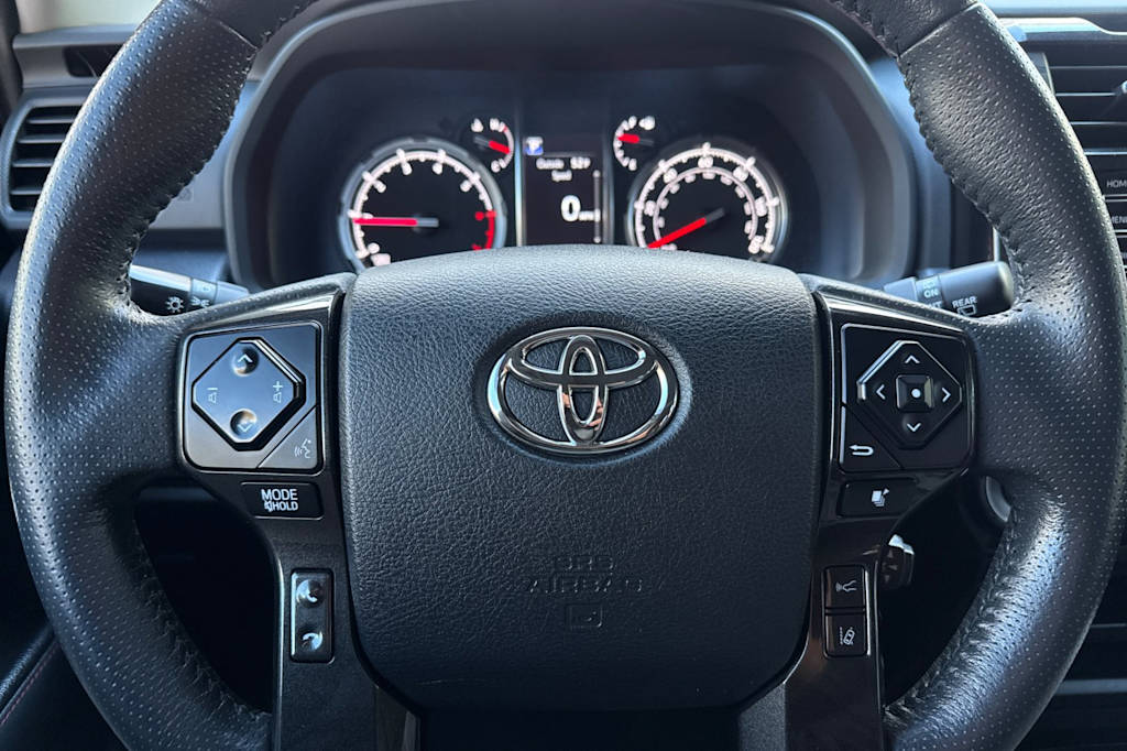 Thumbnail: 2020 Toyota 4Runner - 28