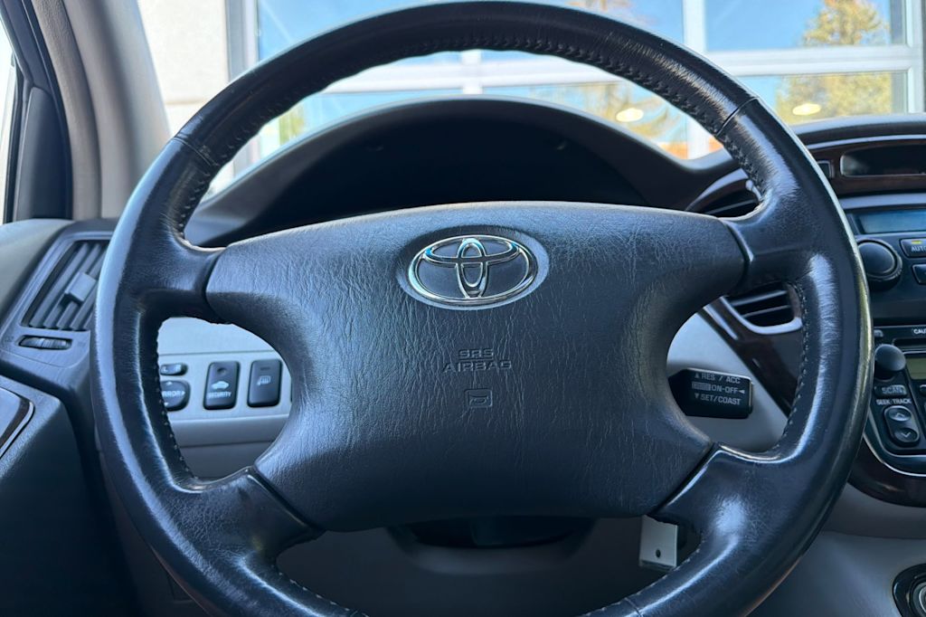 Thumbnail: 2001 Toyota Highlander - 25