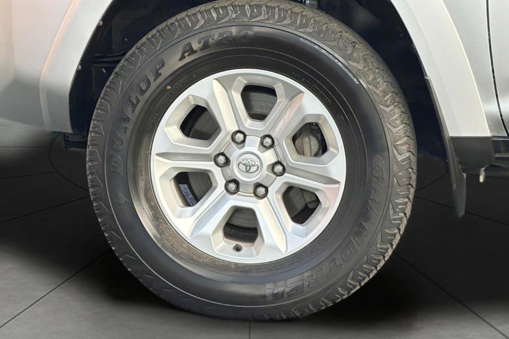 Thumbnail: 2024 Toyota 4Runner - 8