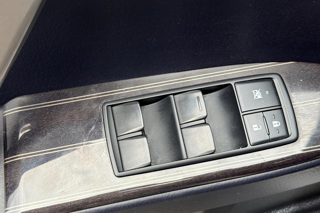 Thumbnail: 2020 Lexus GX - 21