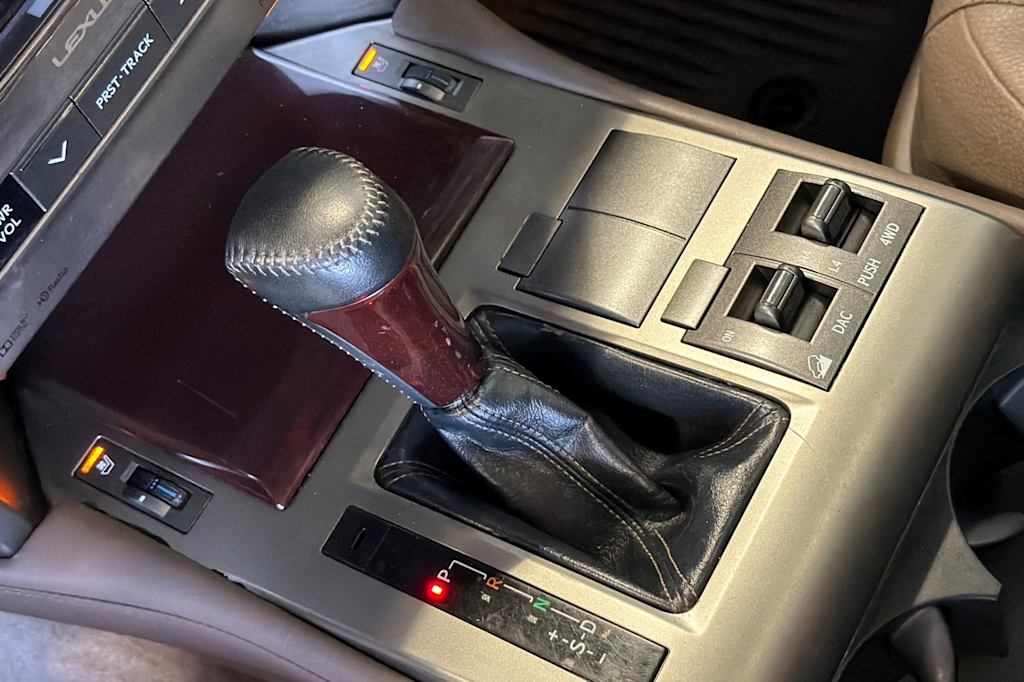 Thumbnail: 2014 Lexus GX - 27