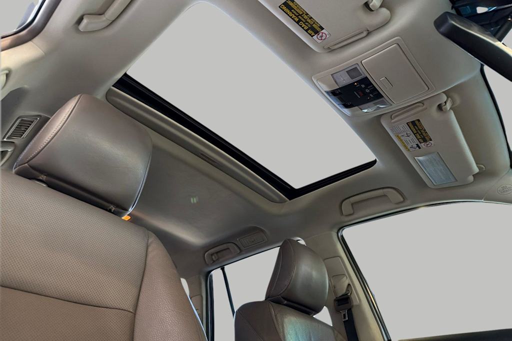 Thumbnail: 2014 Lexus GX - 23