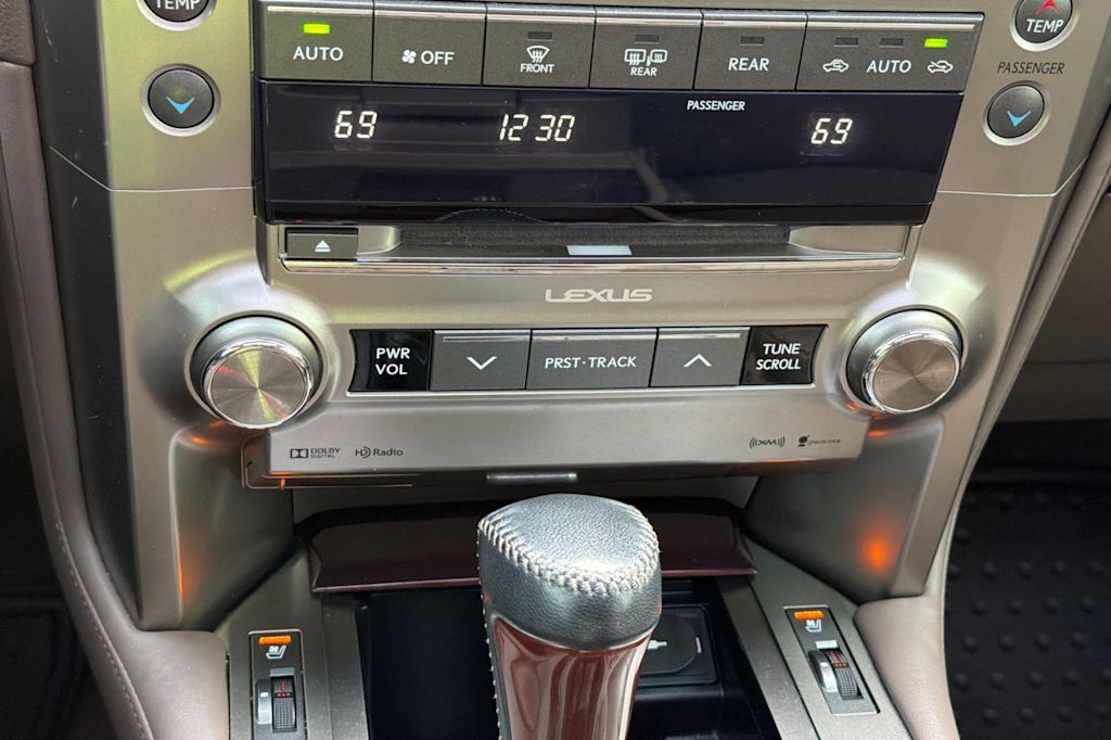 Thumbnail: 2016 Lexus GX - 27