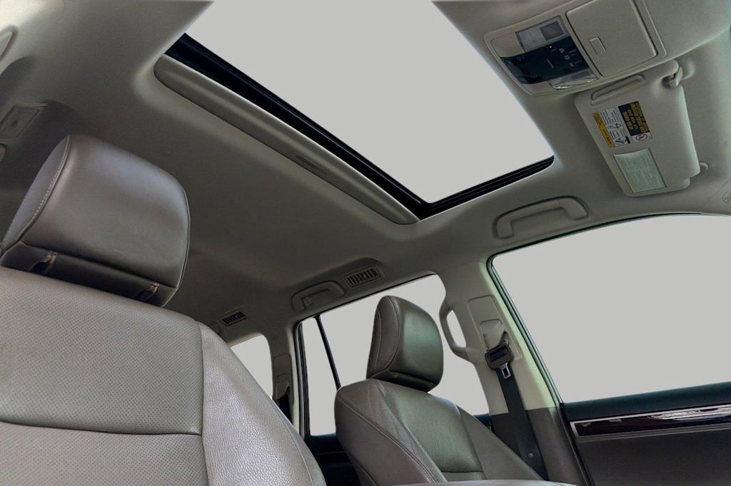 Thumbnail: 2016 Lexus GX - 24