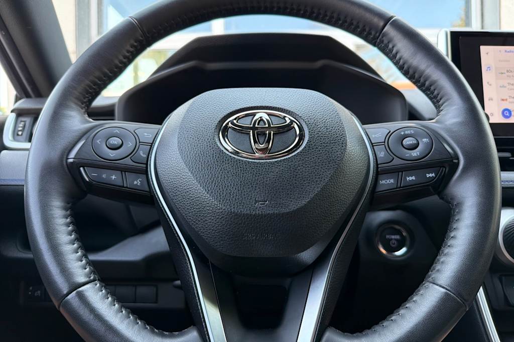 Thumbnail: 2023 Toyota RAV4 - 27