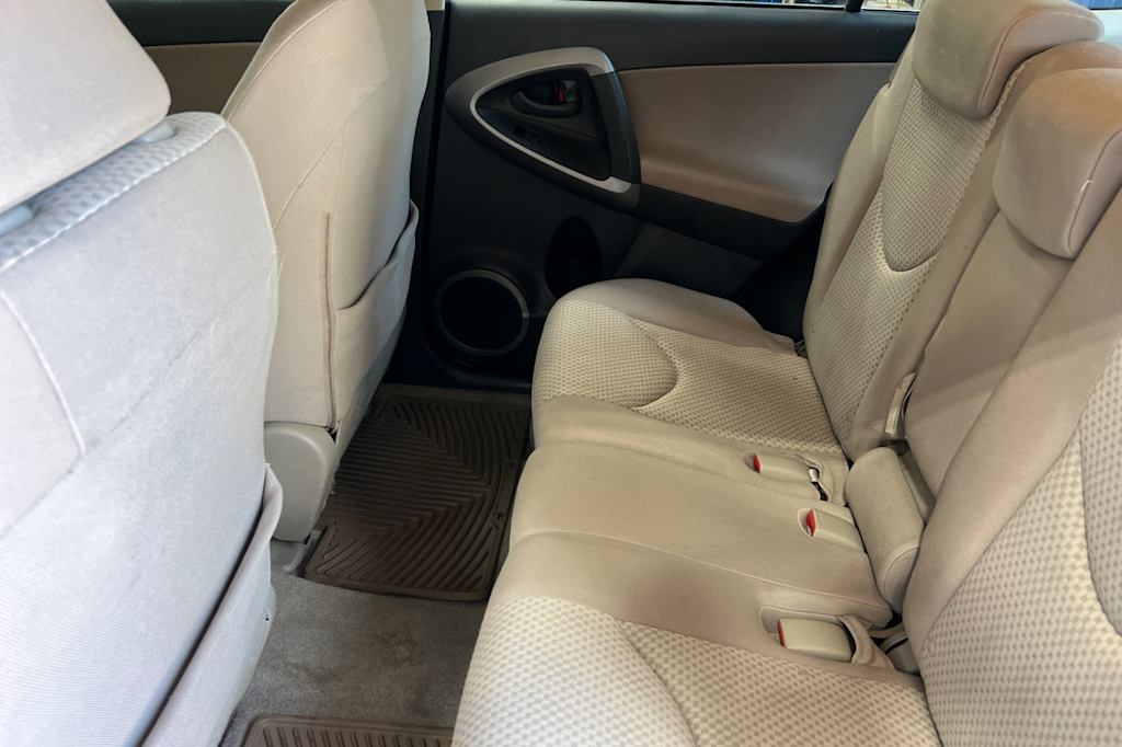 2008 Toyota RAV4 Base 9