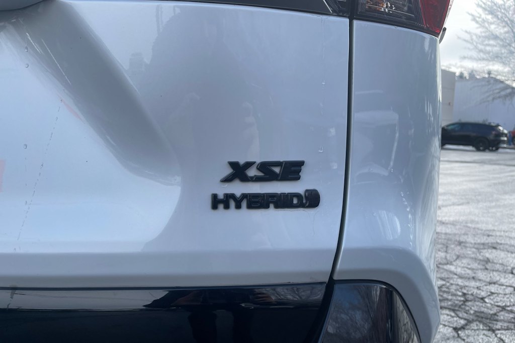 Thumbnail: 2024 Toyota RAV4 - 7