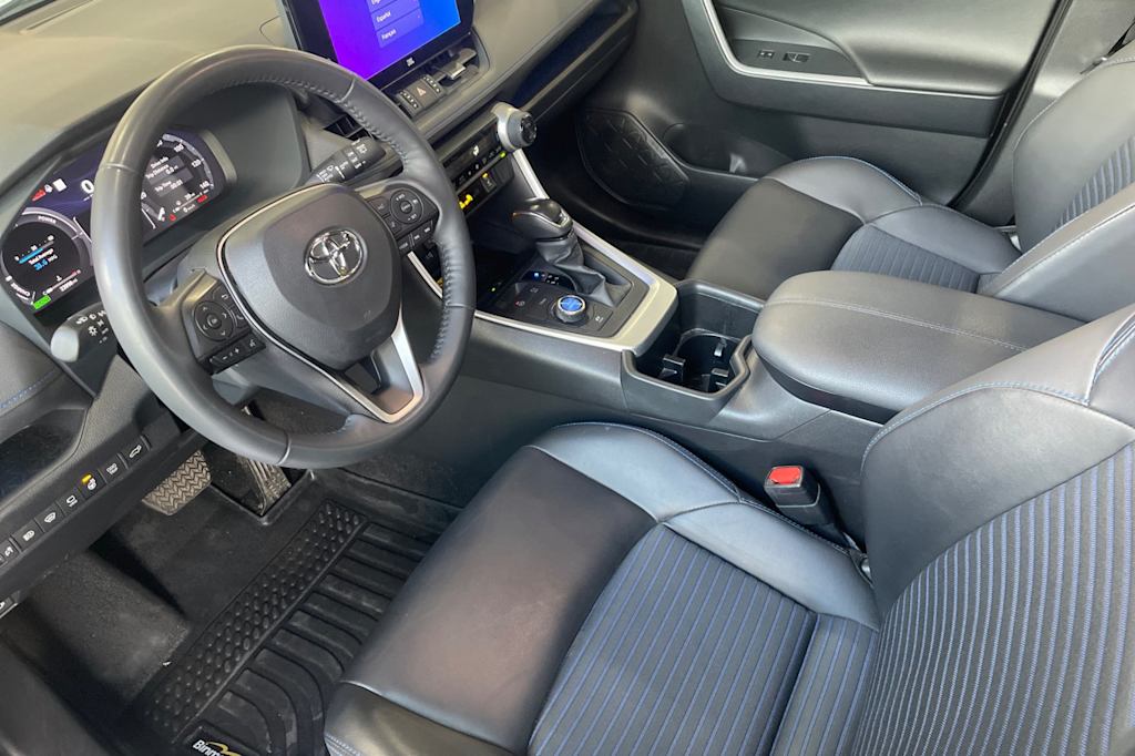 Thumbnail: 2024 Toyota RAV4 - 10