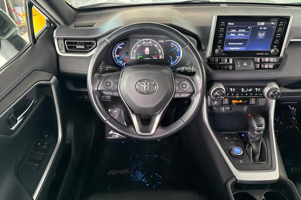 Thumbnail: 2019 Toyota RAV4 - 11
