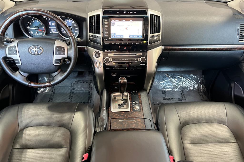 Thumbnail: 2015 Toyota Land Cruiser - 2