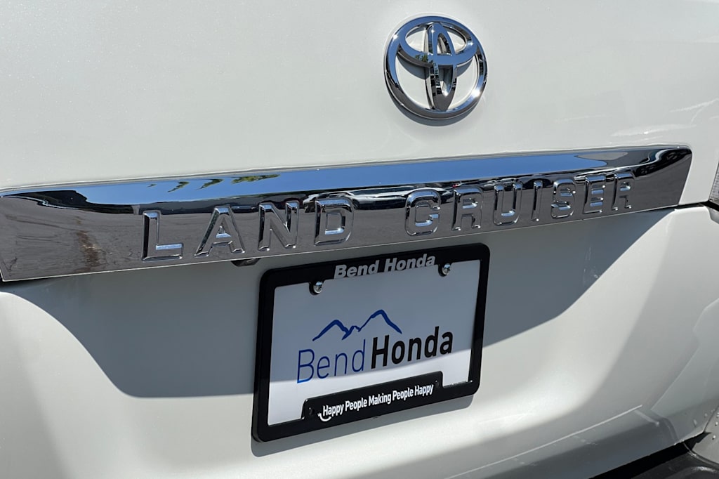 Thumbnail: 2015 Toyota Land Cruiser - 7