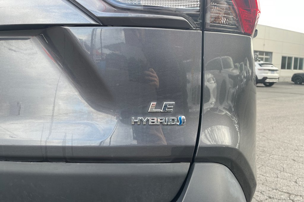 Thumbnail: 2024 Toyota RAV4 - 16