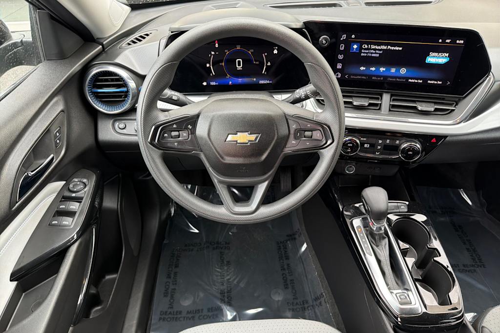 Thumbnail: 2025 Chevrolet Trax - 11