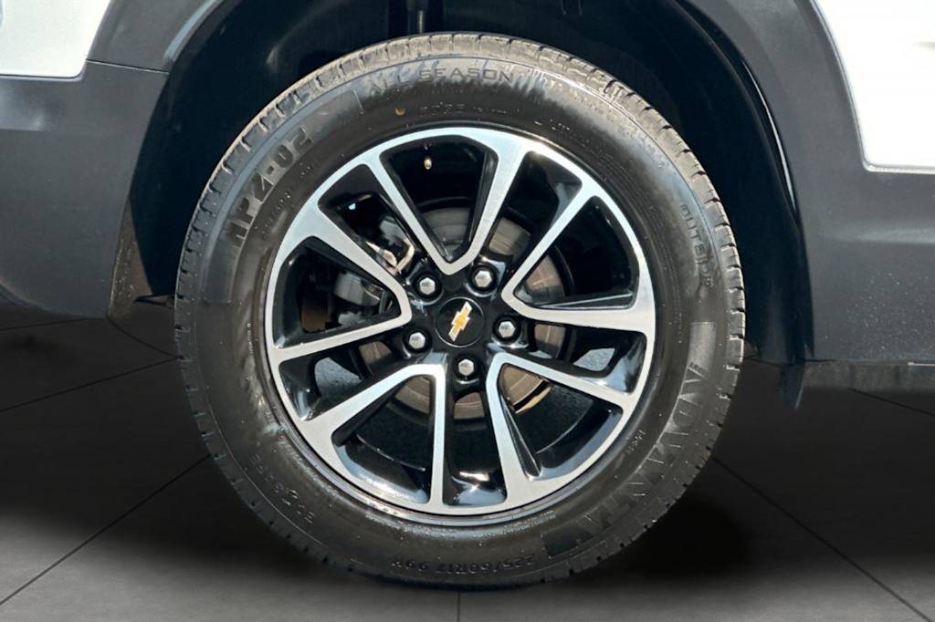 Thumbnail: 2025 Chevrolet TrailBlazer - 6
