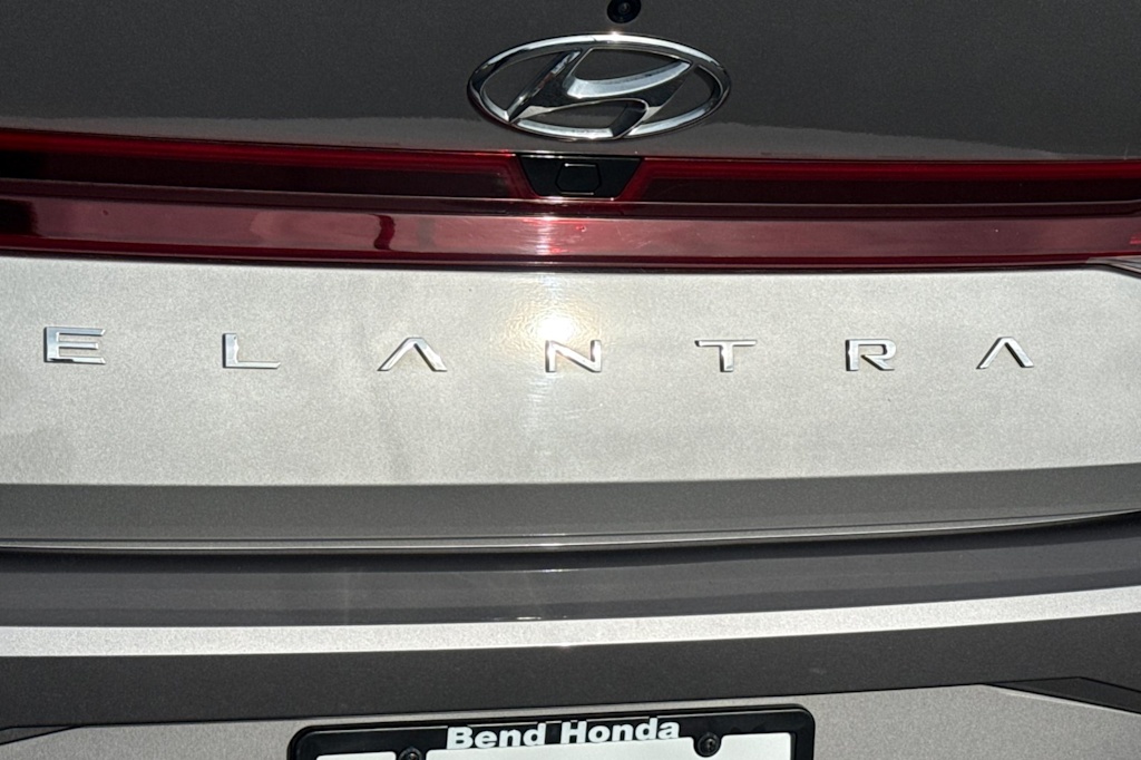 Thumbnail: 2023 Hyundai Elantra - 7