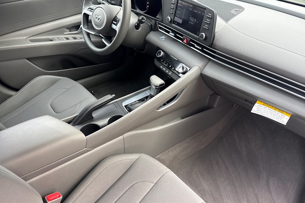 Thumbnail: 2023 Hyundai Elantra - 13