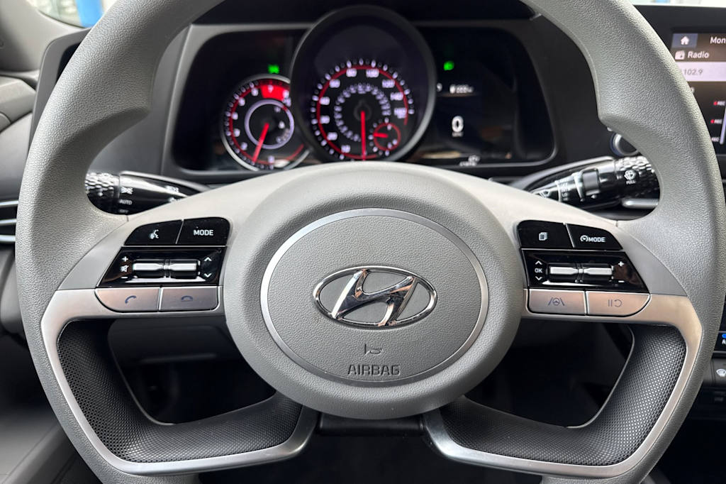 Thumbnail: 2023 Hyundai Elantra - 25