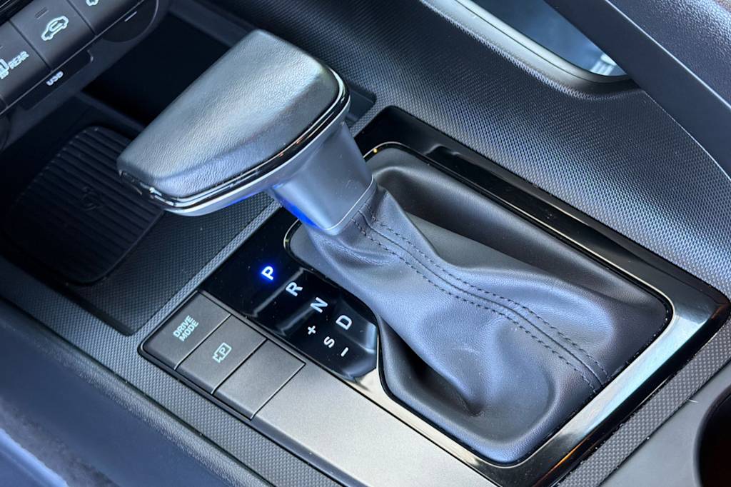 Thumbnail: 2025 Hyundai Elantra - 13