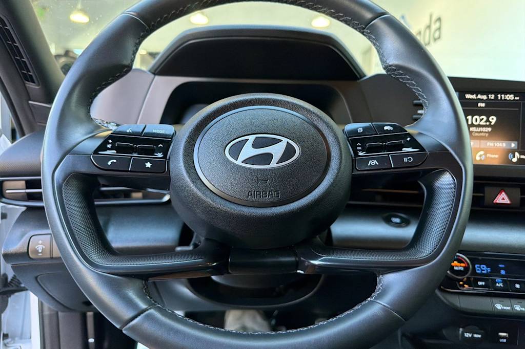 Thumbnail: 2025 Hyundai Elantra - 25