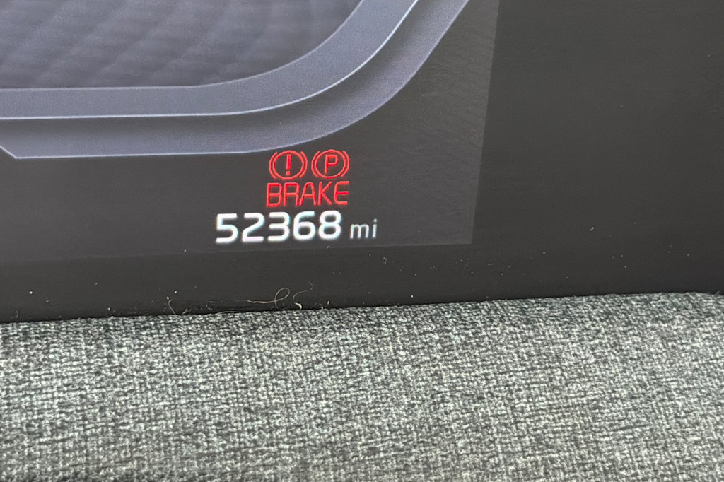 Thumbnail: 2022 Kia EV6 - 28