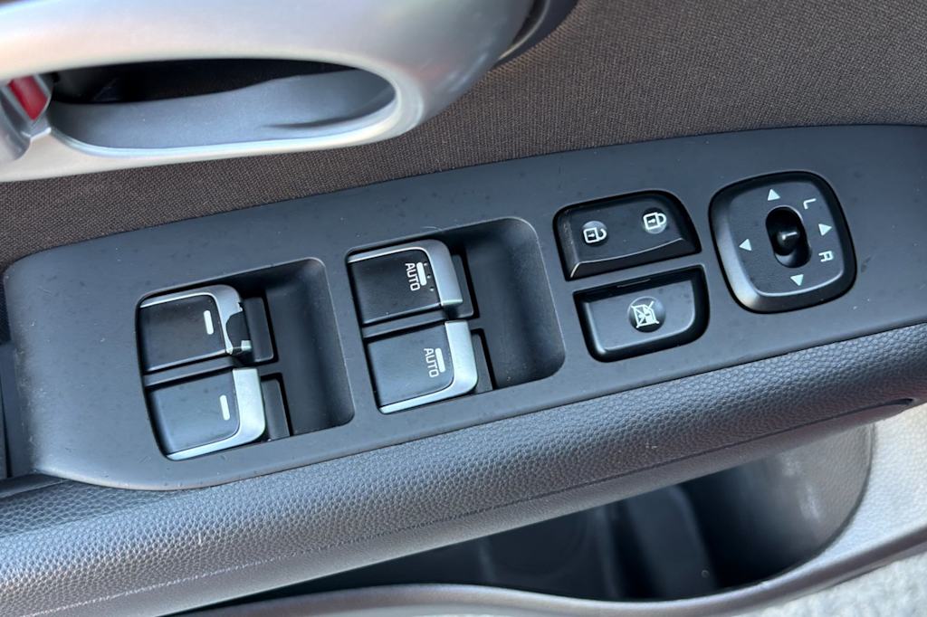 Thumbnail: 2019 Kia Soul - 22