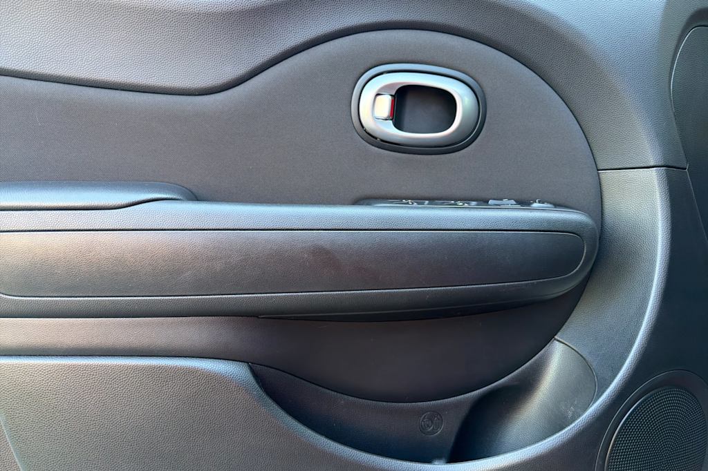 Thumbnail: 2019 Kia Soul - 21