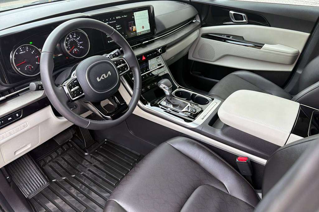 Thumbnail: 2024 Kia Carnival - 9