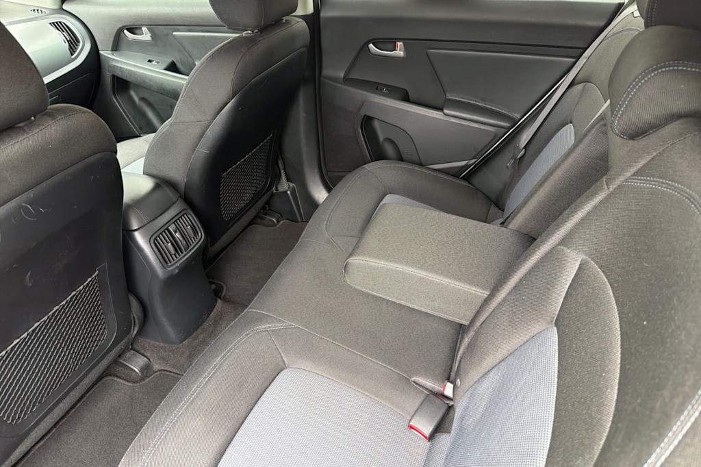 Thumbnail: 2015 Kia Sportage - 9