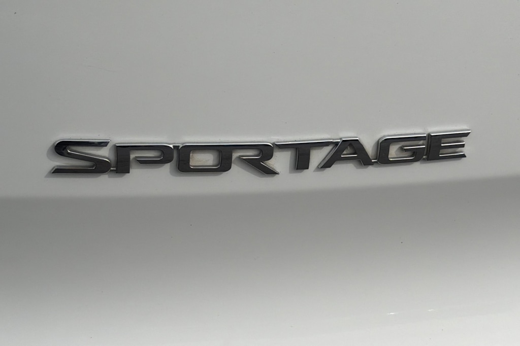 Thumbnail: 2015 Kia Sportage - 6