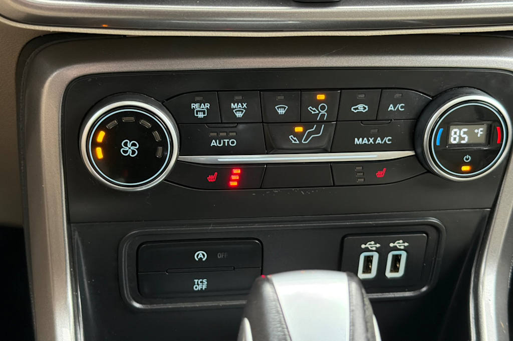 Thumbnail: 2019 Ford EcoSport - 25