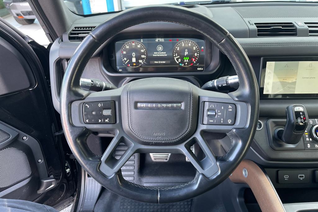 Thumbnail: 2021 Land Rover Defender - 8