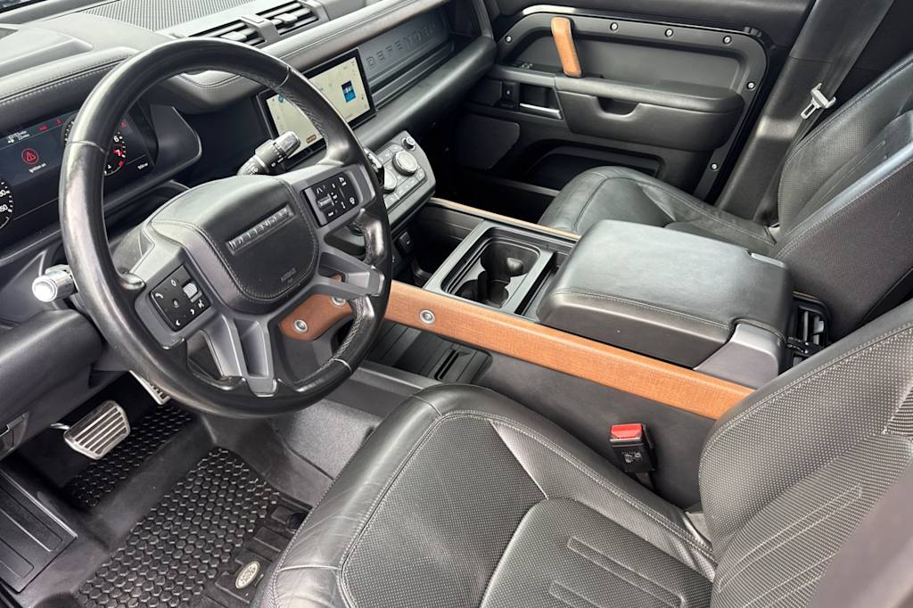 Thumbnail: 2021 Land Rover Defender - 7