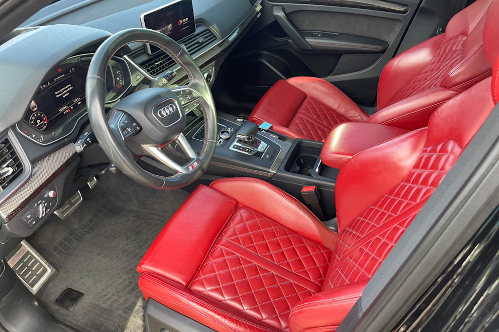 Thumbnail: 2018 Audi SQ5 - 10