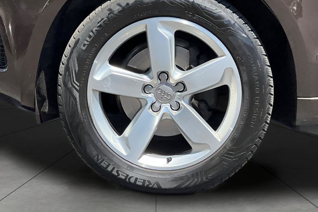 Thumbnail: 2012 Audi Q5 - 8