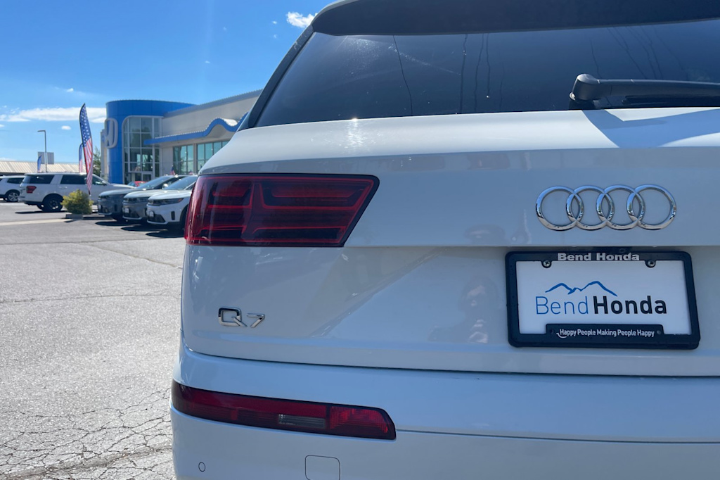 Thumbnail: 2017 Audi Q7 - 16