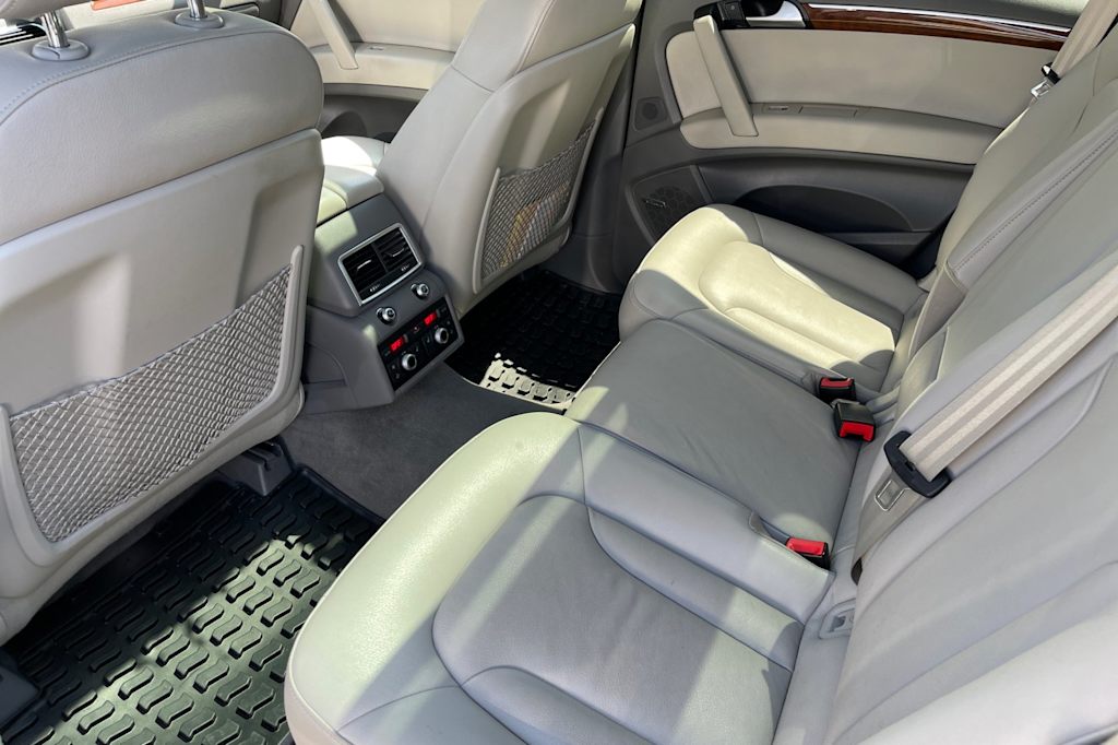 Thumbnail: 2014 Audi Q7 - 10