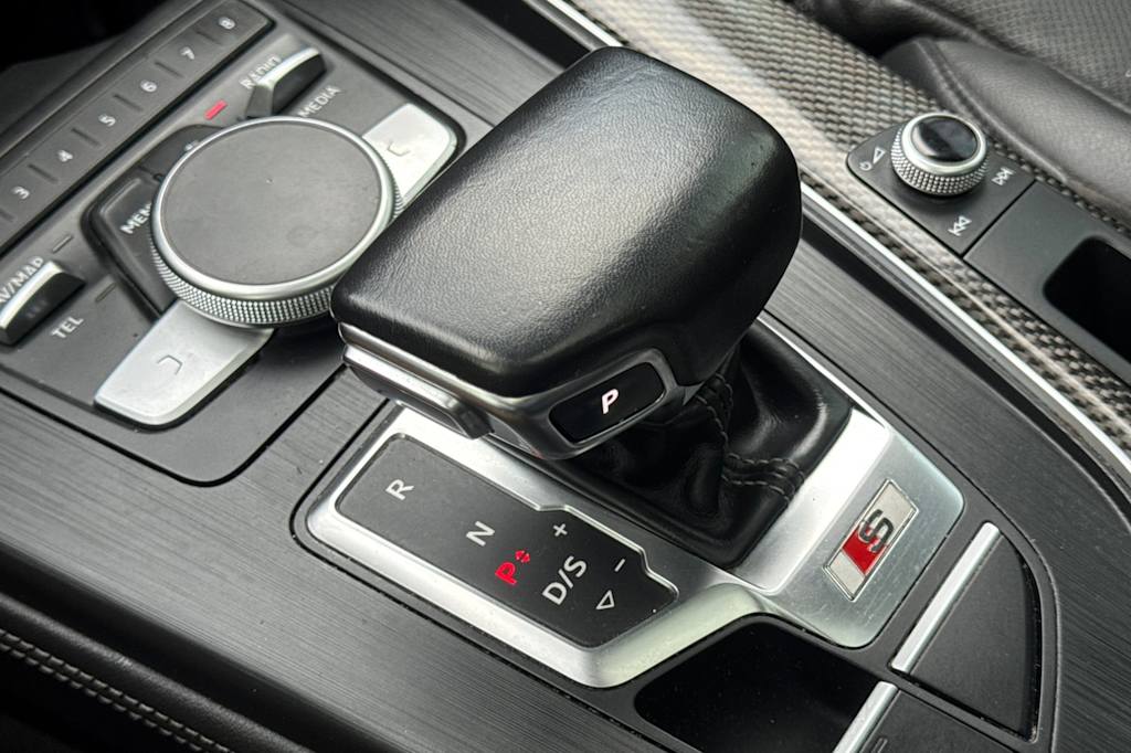 Thumbnail: 2018 Audi S4 - 25