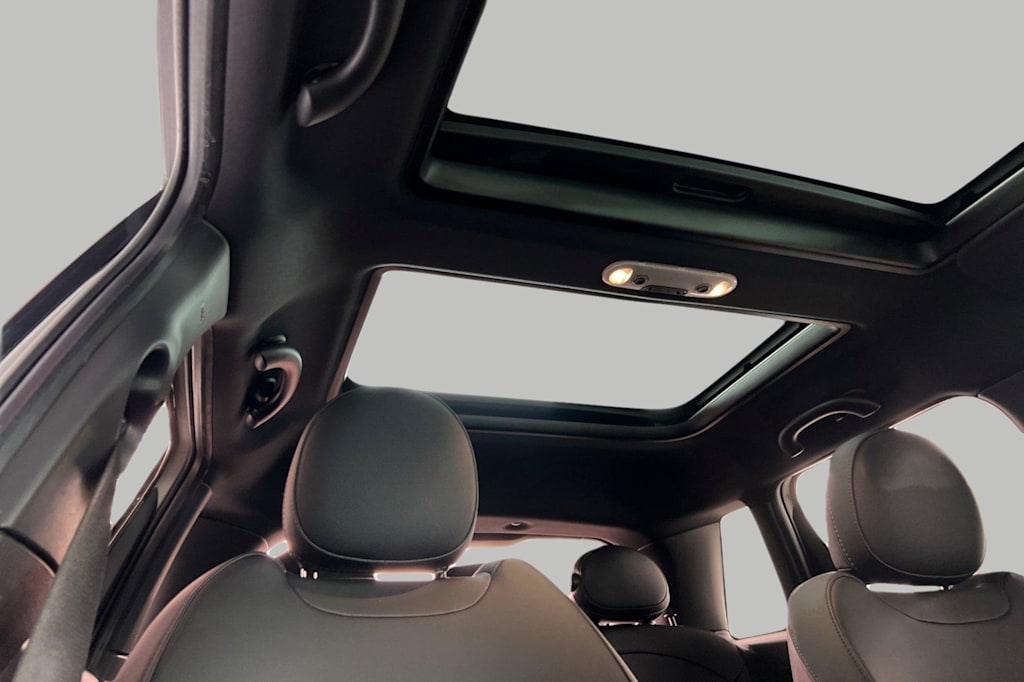 Thumbnail: 2019 MINI Cooper - 23