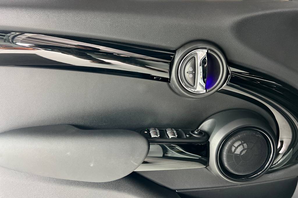 Thumbnail: 2019 MINI Cooper - 21