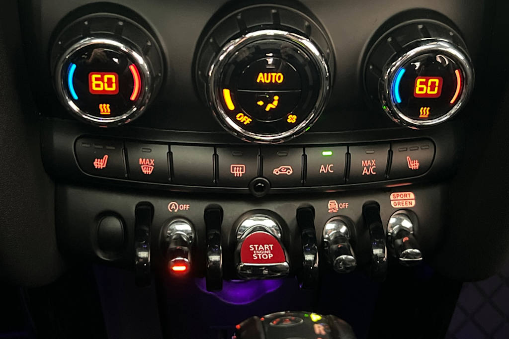 Thumbnail: 2019 MINI Cooper - 24