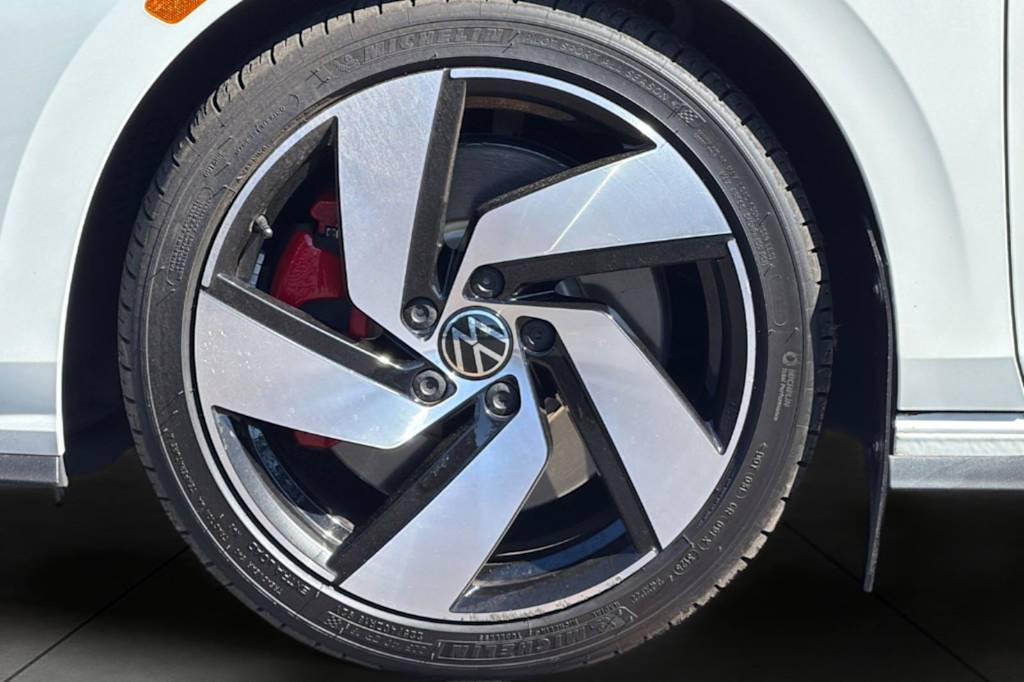 Thumbnail: 2023 Volkswagen Golf - 7