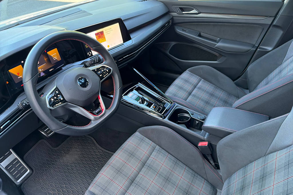 Thumbnail: 2023 Volkswagen Golf - 8