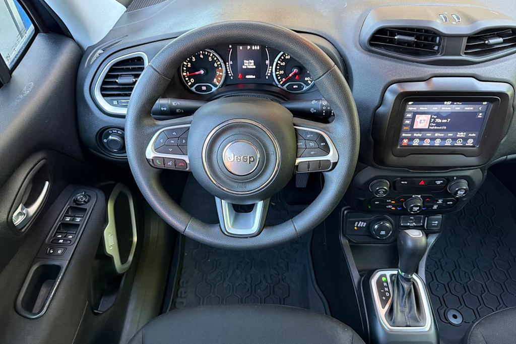 Thumbnail: 2019 Jeep Renegade - 11