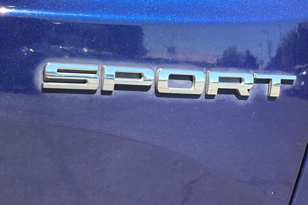 Thumbnail: 2019 Jeep Renegade - 7