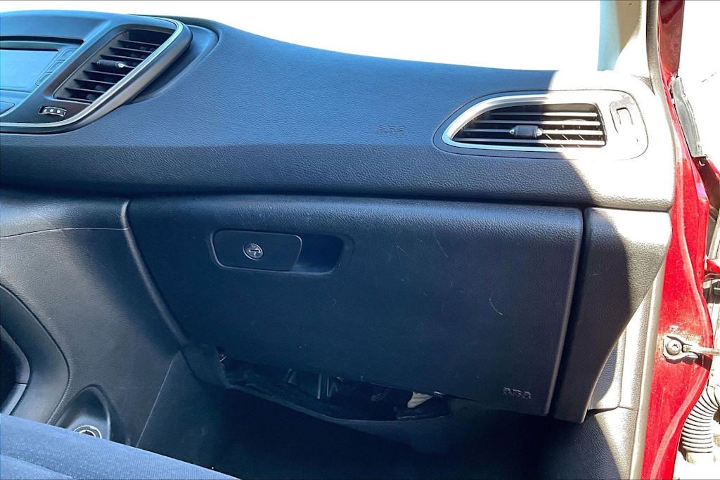 Thumbnail: 2016 Chrysler 200 - 24